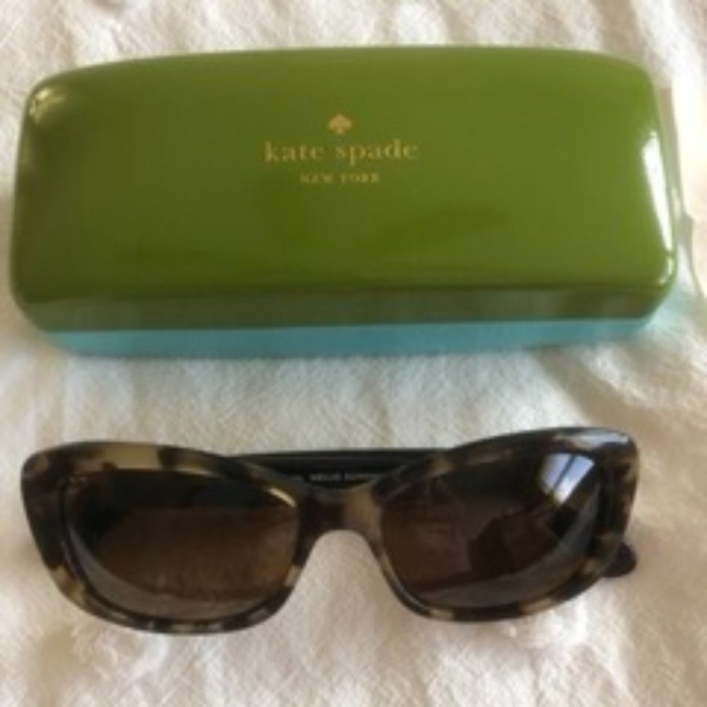 Kate Spade, Women's Sunglasses, Slight cat eye, Tortoise shell color